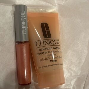 NWT Merry Moisture Clinique Set Moisture Surge and Pop Plush Creamy Lip Gloss